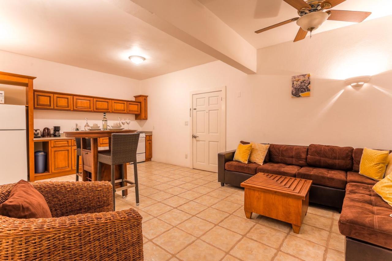 La Vue Boutique Inn South Hill Village Екстер'єр фото